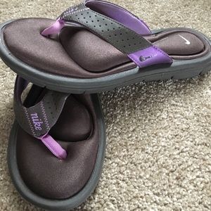 Nike Women’s Sandals, Size 9, Brown & Purple